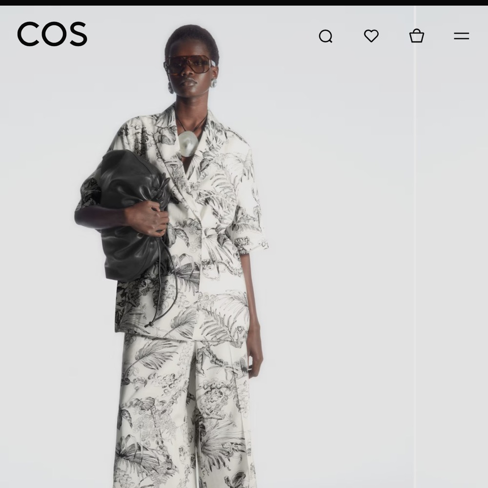 COS Botanical Print Set - Picture 2 of 9